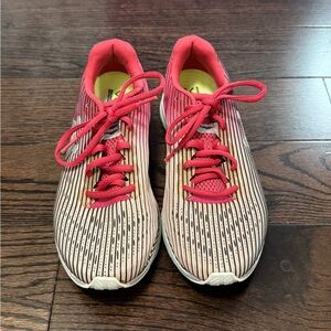 Under Armour Women's Pink and Black Running Shoes